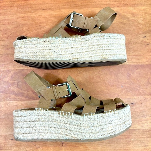 Pull&Bear Collection Cage Wedge Faux Brown Leather Strappy Sandal Womens size 39 - Picture 1 of 14